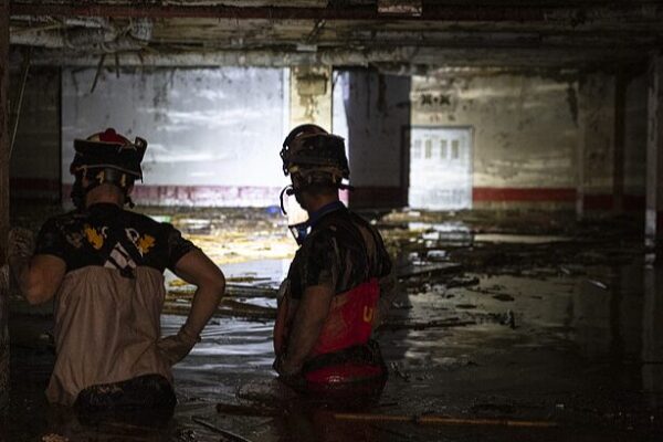 2 Chinese Nationals Killed, 2 Missing in Spain’s Devastating Floods 2_Chinese_Nationals_Killed__2_Missing_in_Spain_s_Devastating_Floods