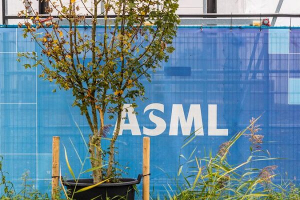 ASML Caught in the Crossfire: How US-China Tech Tensions Impact European Innovation ASML_Caught_in_the_Crossfire__How_US_China_Tech_Tensions_Impact_European_Innovation