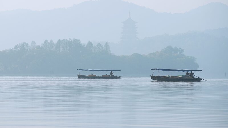 A_Glimpse_of_Hangzhou_s_Iconic_West_Lake_Ahead_of_the_Asian_Games video poster