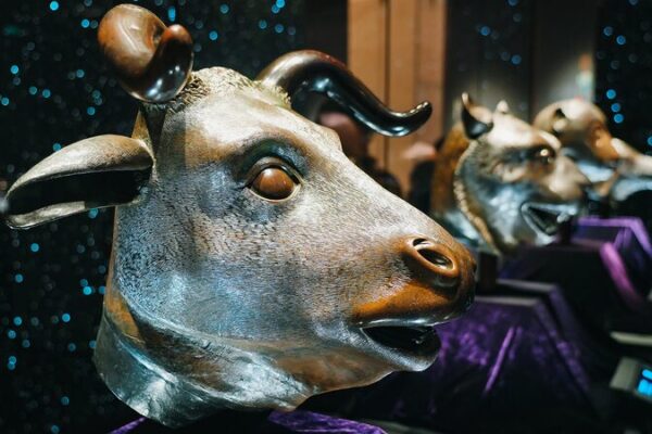 Ancient Bronze Zodiac Heads Wow Visitors in Macao Exhibition ✨ Ancient_Bronze_Zodiac_Heads_Wow_Visitors_in_Macao_Exhibition__