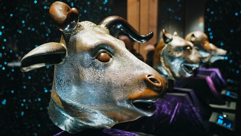 Ancient_Bronze_Zodiac_Heads_Wow_Visitors_in_Macao_Exhibition__