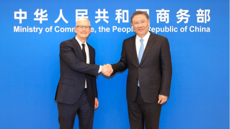 Apple_CEO_Tim_Cook_Meets_China_s_Commerce_Minister_to_Boost_Collaboration - News for amigos, by amigos Apple_CEO_Tim_Cook_Meets_China_s_Commerce_Minister_to_Boost_Collaboration