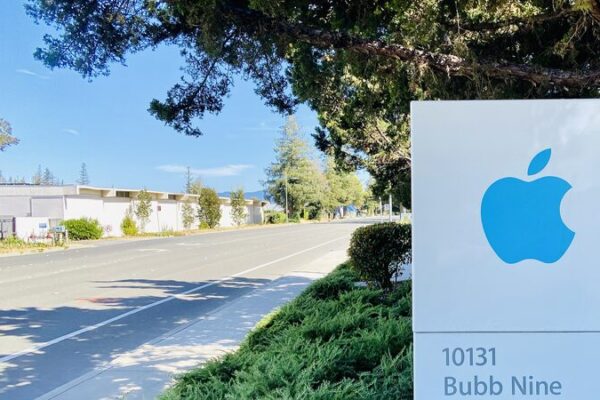 Apple Invests $1.5 Billion in Globalstar to Supercharge iPhone Satellite Services 🚀 Apple_Invests__1_5_Billion_in_Globalstar_to_Supercharge_iPhone_Satellite_Services__
