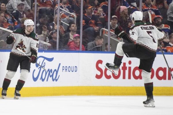 Arizona Coyotes May Move Out of Phoenix, Says GM Armstrong 🏒 Arizona_Coyotes_May_Move_Out_of_Phoenix__Says_GM_Armstrong__