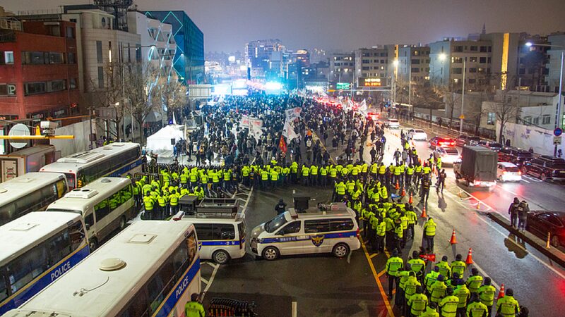 Arrest_Warrant_for_Impeached_President_Yoon_Suk_yeol_Stirs_South_Korea_poster - News for amigos, by amigos Arrest_Warrant_for_Impeached_President_Yoon_Suk_yeol_Stirs_South_Korea video poster