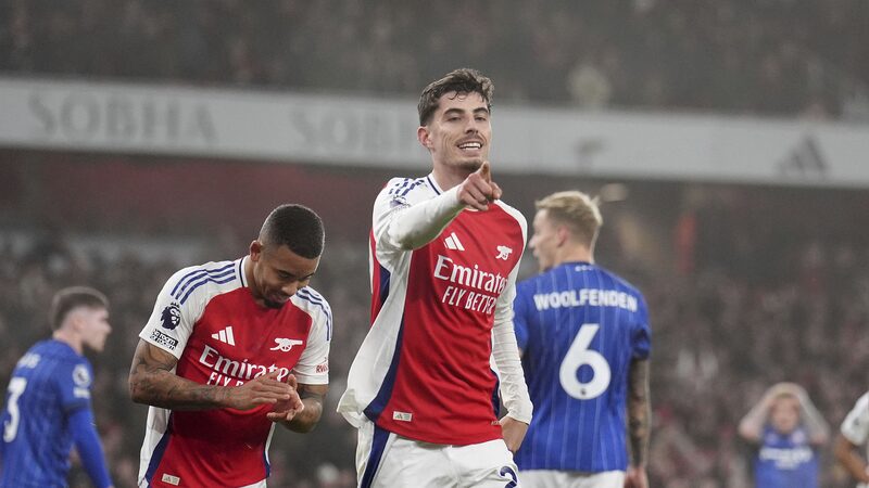 Arsenal_Climbs_to_Second_Place_with_1_0_Victory_Over_Ipswich__
