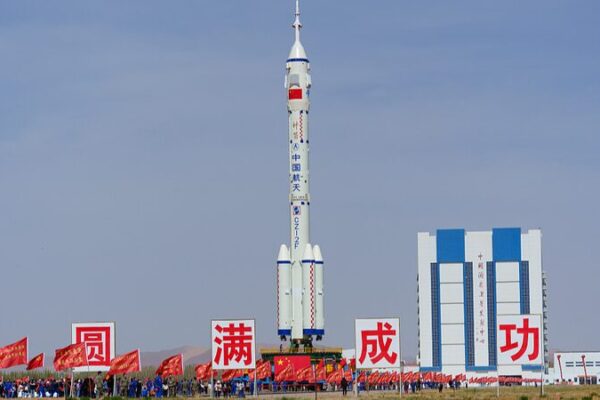 Astronauts of China’s Shenzhou-18 Mission Meet the Press at Jiuquan 🚀 Astronauts_of_China_s_Shenzhou_18_Mission_Meet_the_Press_at_Jiuquan__ video poster