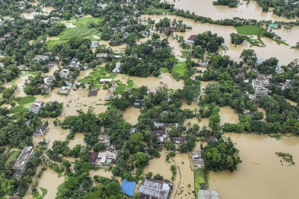 Bangladesh Floods Claim 18 Lives, Affect Millions 🌊 Bangladesh_Floods_Claim_18_Lives__Affect_Millions__