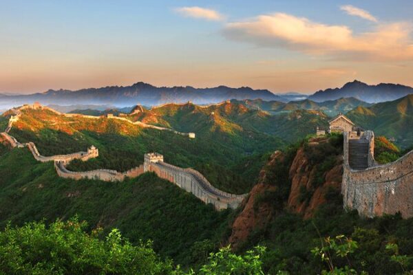 Bask in the Serene Grandeur of Jinshanling Great Wall: A Journey Through Time Bask_in_the_Serene_Grandeur_of_Jinshanling_Great_Wall__A_Journey_Through_Time video poster