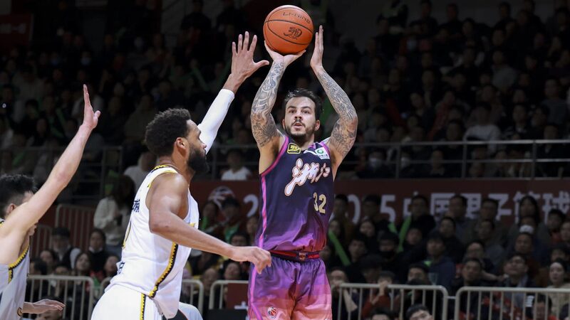 Basketball_Showdown__Gabe_York_Leads_Zhejiang_to_Victory_Over_Liaoning___ - News for amigos, by amigos Basketball_Showdown__Gabe_York_Leads_Zhejiang_to_Victory_Over_Liaoning___