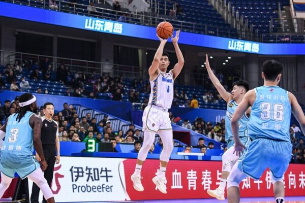 Beijing Ducks Rally to Edge Qingdao Eagles 81-76 in CBA Club Cup Thriller Beijing_Ducks_Rally_to_Edge_Qingdao_Eagles_81_76_in_CBA_Club_Cup_Thriller video poster