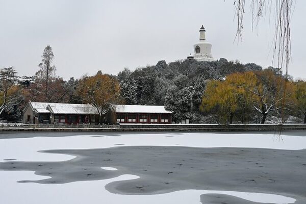 Beijing Gears Up for Winter Wonderland: Cold Wave, Rain, and Snow Ahead! ❄️☃️ Beijing_Gears_Up_for_Winter_Wonderland__Cold_Wave__Rain__and_Snow_Ahead______