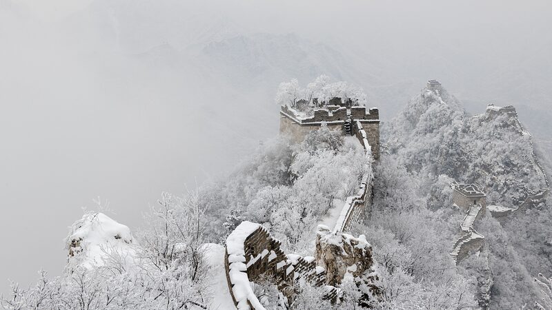 Beijing_s_Jiankou_Great_Wall_Transforms_into_a_Winter_Wonderland_after_Snowfall