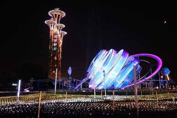 Beijing’s Winter Nights Sparkle with Chaoyang’s International Light Festival ✨ Beijing_s_Winter_Nights_Sparkle_with_Chaoyang_s_International_Light_Festival__