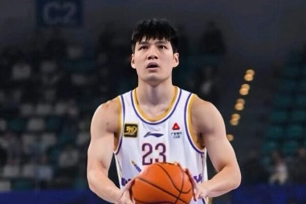 Beikong Royal Fighters Thump Beijing Ducks 129-102 in Epic CBA Showdown Beikong_Royal_Fighters_Thump_Beijing_Ducks_129_102_in_Epic_CBA_Showdown video poster