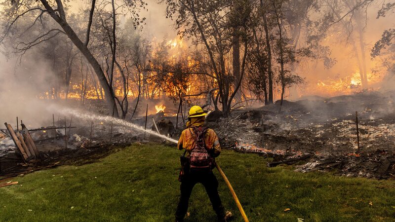 Blazing_Infernos__Wildfires_Rage_Across_Western_U_S__Amid_Record_Drought___