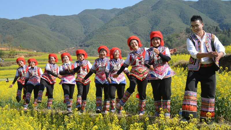 Blooming_Bliss____Xiangshui_Village_s_Rapeseed_Flower_Festival