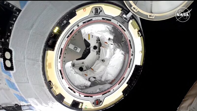 Boeing_s_Starliner_Returns_to_Earth_Without_Astronauts_After_ISS_Stay__ - News for amigos, by amigos Boeing_s_Starliner_Returns_to_Earth_Without_Astronauts_After_ISS_Stay__