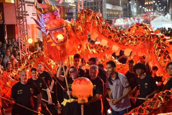 Brazil Dances with Dragons: Chinese Traditions Light Up São Paulo Brazil_Dances_with_Dragons__Chinese_Traditions_Light_Up_Sa_o_Paulo