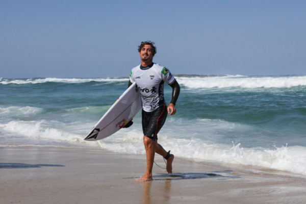 🏄♂️ Brazil’s Chianca is Back! Ready for Olympic Surfing at Teahupo’o 🌊 _____Brazil_s_Chianca_is_Back__Ready_for_Olympic_Surfing_at_Teahupo_o__