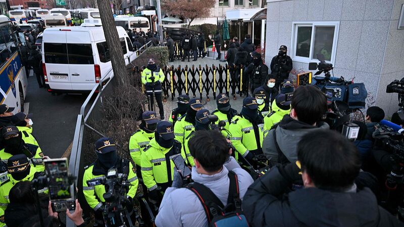 Breaking__South_Korea_Attempts_to_Arrest_Impeached_President_Yoon_Suk_yeol_poster - News for amigos, by amigos Breaking__South_Korea_Attempts_to_Arrest_Impeached_President_Yoon_Suk_yeol video poster