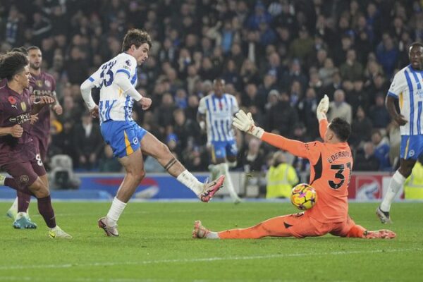 Brighton Stuns Man City: Fourth Consecutive Loss for the Champions 🏆 Brighton_Stuns_Man_City__Fourth_Consecutive_Loss_for_the_Champions__