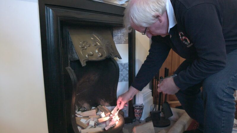 British_Pensioners_Return_to_Work_to_Stay_Warm_Amid_Energy_Crisis_____poster - News for amigos, by amigos British_Pensioners_Return_to_Work_to_Stay_Warm_Amid_Energy_Crisis____ video poster