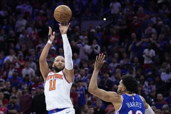Brunson’s 41 Powers Knicks Past 76ers into Eastern Semis Brunson_s_41_Powers_Knicks_Past_76ers_into_Eastern_Semis