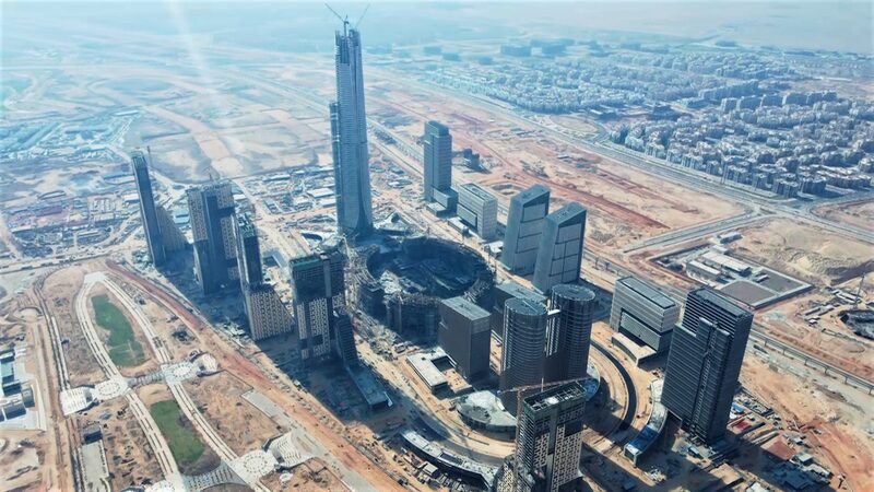 Building_Dreams_in_the_Desert__Wang_Yao_s_Quest_in_Egypt_s_New_Capital video poster