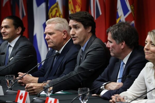 Canada Unites to Face Potential U.S. Tariffs 🇨🇦🤝🇺🇸 Canada_Unites_to_Face_Potential_U_S__Tariffs______