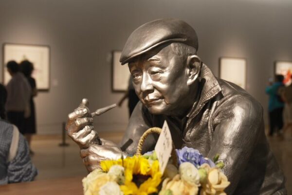 Celebrating Huang Yongyu: National Art Museum Unveils Tribute to Chinese Art Legend 🎨 Celebrating_Huang_Yongyu__National_Art_Museum_Unveils_Tribute_to_Chinese_Art_Legend__ video poster