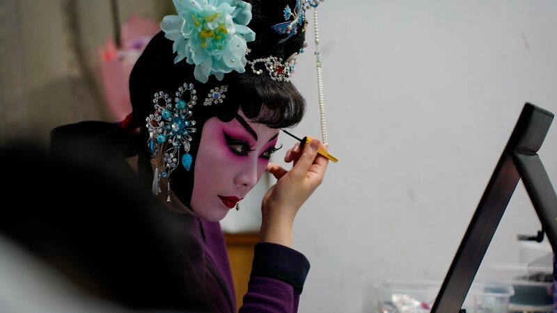 Celebrating_Xun_Huisheng___Hong_Niang__Lights_Up_Beijing_s_Stage__