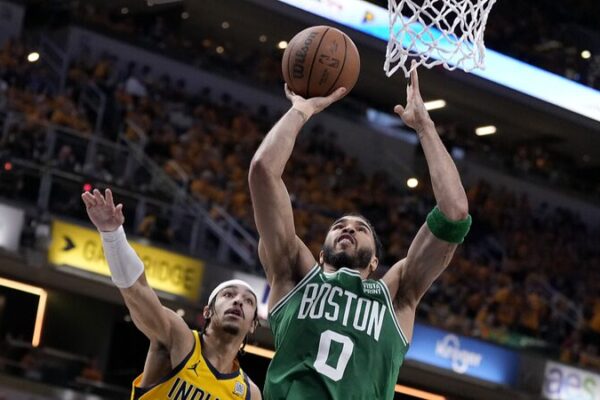 Celtics Pull Off Epic Comeback Against Pacers, Lead Series 3-0! 🏀🔥 Celtics_Pull_Off_Epic_Comeback_Against_Pacers__Lead_Series_3_0____
