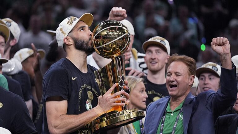 Celtics_Set_to_Offer_Jayson_Tatum_Historic__315M_Deal