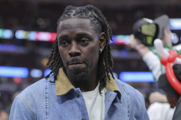 Celtics’ Jrue Holiday Sidelined Indefinitely with ‘Dead Arm’ 🏀 Celtics__Jrue_Holiday_Sidelined_Indefinitely_with__Dead_Arm___