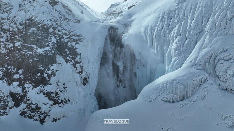 __Changbai_Mountain_s_Unfreezable_Volcanic_Waterfall_Wows_at_20_C___