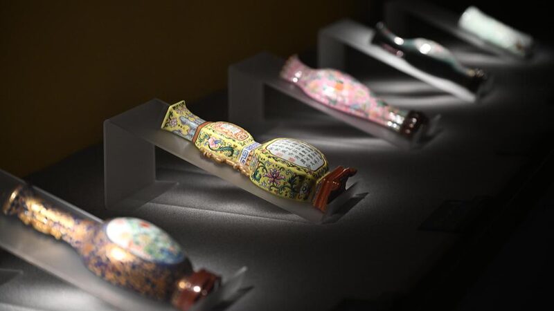 Chengde_s_Imperial_Treasures_Shine_at_Shanghai_s_Fengxian_District_Museum - News for amigos, by amigos Chengde_s_Imperial_Treasures_Shine_at_Shanghai_s_Fengxian_District_Museum