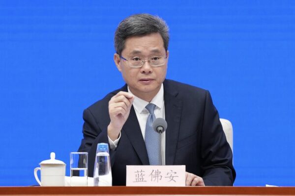 China Boosts Economy with New Fiscal Stimulus Plans 🚀 China_Boosts_Economy_with_New_Fiscal_Stimulus_Plans__
