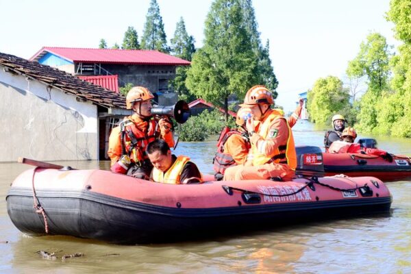 China Boosts Flood Rescue Efforts with Additional Funds 💧 China_Boosts_Flood_Rescue_Efforts_with_Additional_Funds__