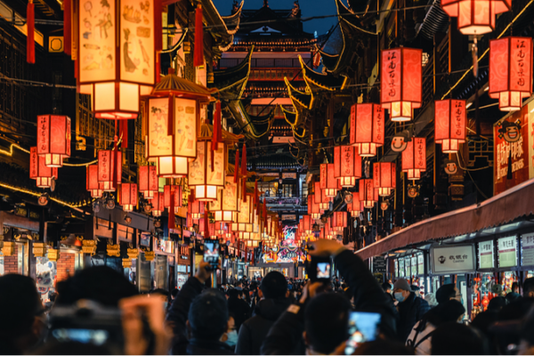 China Braces for Record-Breaking Travel Rush This Spring Festival 🧧🚄 China_Braces_for_Record_Breaking_Travel_Rush_This_Spring_Festival___