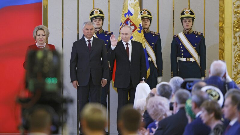 China_Cheers_as_Putin_Begins_New_Term_as_Russian_President__ - News for amigos, by amigos China_Cheers_as_Putin_Begins_New_Term_as_Russian_President__
