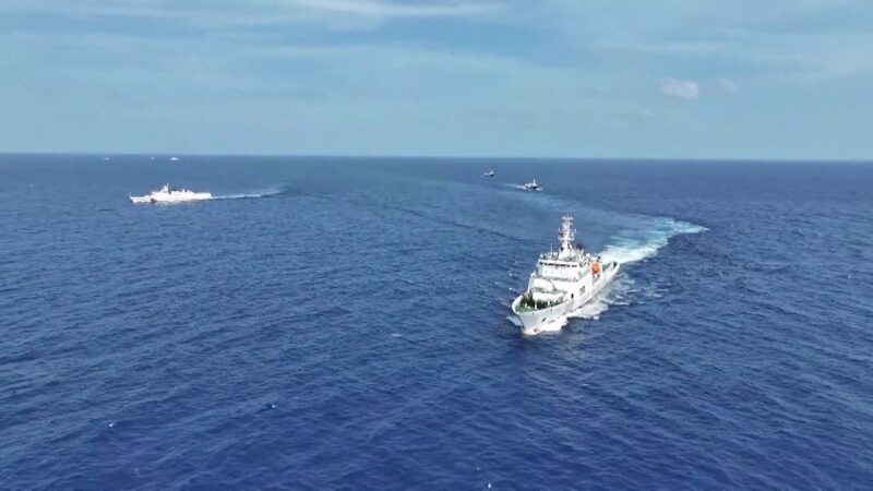 China_Coast_Guard_Turns_Back_Philippine_Vessels_Near_Tiexian_Jiao__