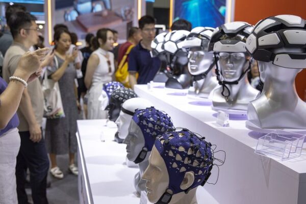 China Commits to Global AI Development: Bridging the Tech Divide 🌐🤖 China_Commits_to_Global_AI_Development__Bridging_the_Tech_Divide___