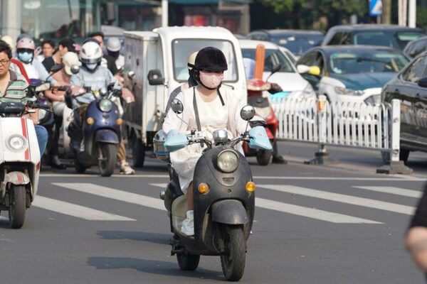 China Encourages E-Bikes to Ride with BeiDou Satellite Tech 🚴♂️🌟 China_Encourages_E_Bikes_to_Ride_with_BeiDou_Satellite_Tech______