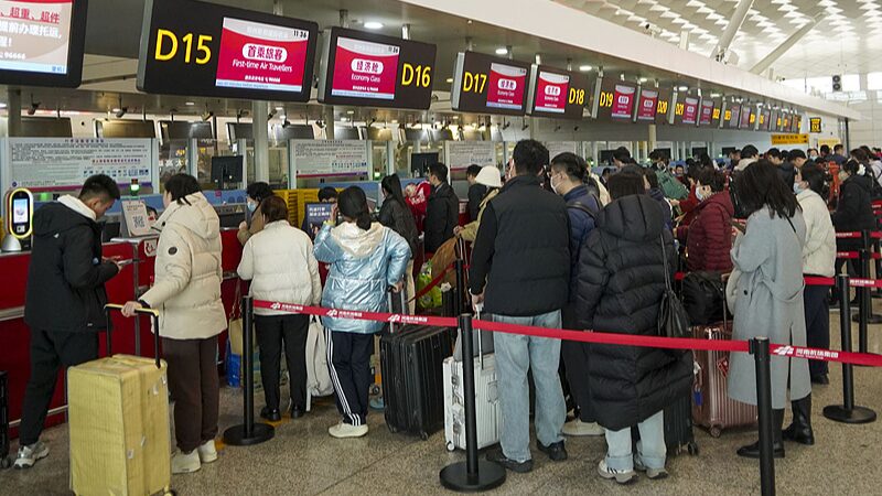 China_Expects_9_5__Surge_in_Cross_Border_Travel_During_Spring_Festival__ - News for amigos, by amigos China_Expects_9_5__Surge_in_Cross_Border_Travel_During_Spring_Festival__