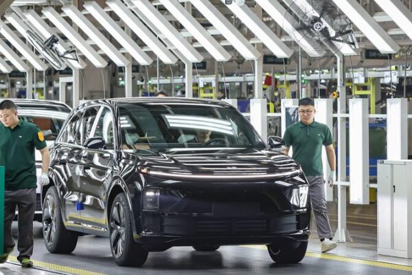 China Fires Back at EU’s EV Tariffs, Calls Probe ‘Baseless’ 🚫🧐 China_Fires_Back_at_EU_s_EV_Tariffs__Calls_Probe__Baseless____
