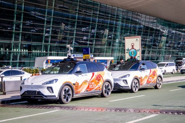 China Kicks Off First Public Tests for Self-Driving Cars 🚗🤖 China_Kicks_Off_First_Public_Tests_for_Self_Driving_Cars___