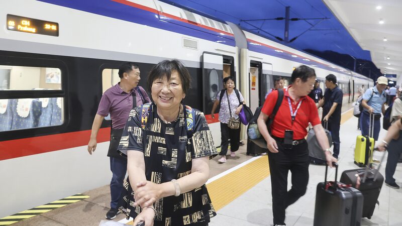 China_Laos_Railway__Bridging_Economies_and_Cultures_in_Southeast_Asia__ - News for amigos, by amigos __China_Laos_Railway__Bridging_Economies_and_Cultures_in_Southeast_Asia__