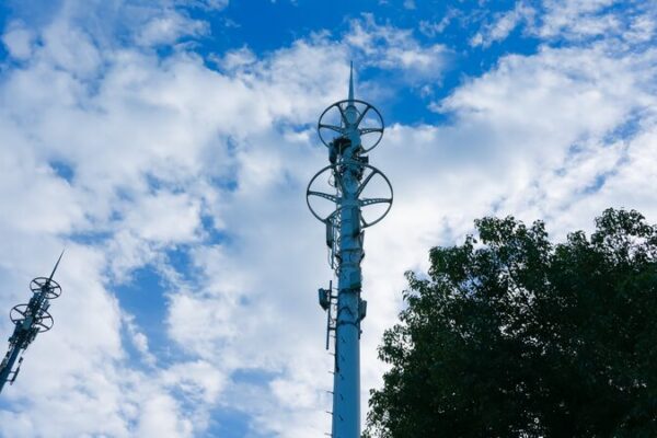 China Leads the 5G Revolution with Over 3.8 Million Base Stations 📶 China_Leads_the_5G_Revolution_with_Over_3_8_Million_Base_Stations__