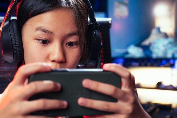 China Levels Up: 13 New Online Games Approved, Total Imports Reach 110 🎮 China_Levels_Up__13_New_Online_Games_Approved__Total_Imports_Reach_110__